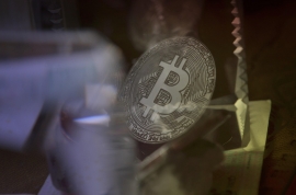 欧意交易所app下载方法全球用户突破5200万 支持链上资产达180条 下载量同比增长120%